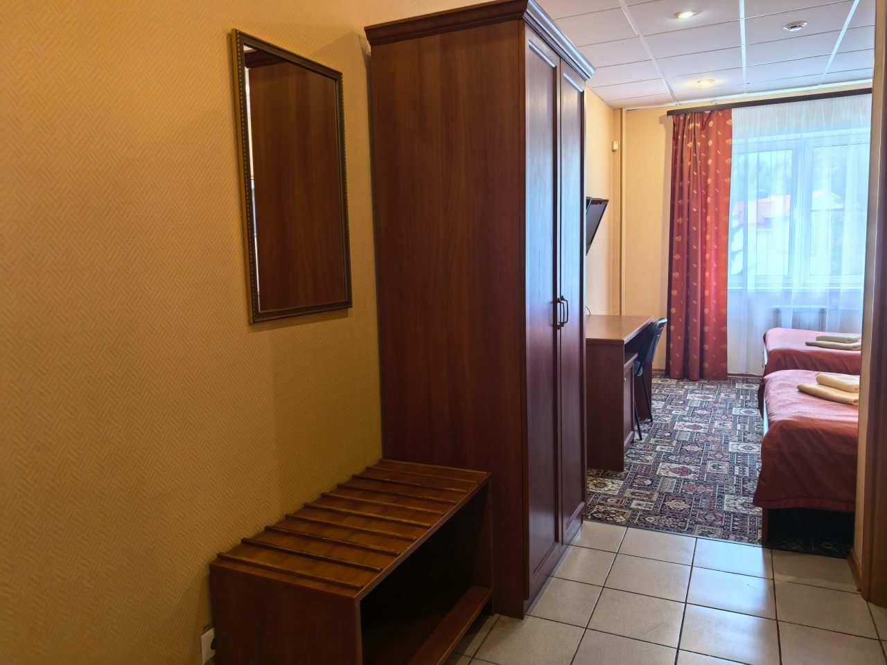 Прихожая двухместного номера стандарт