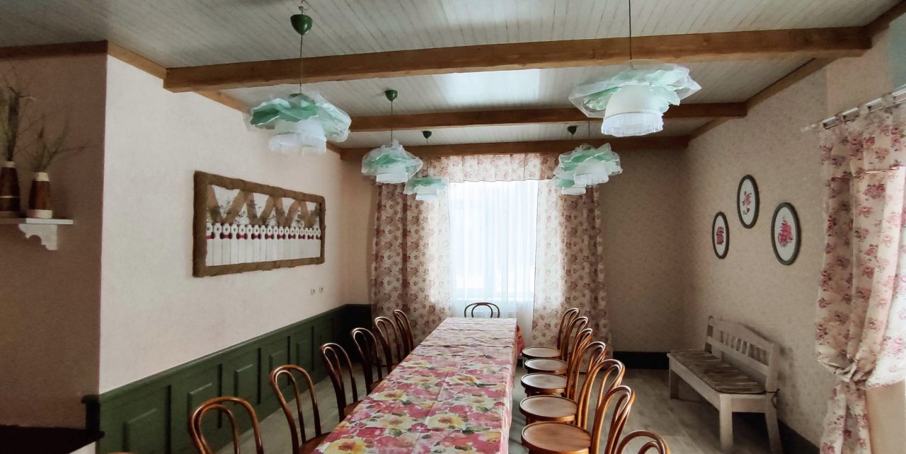 Дом (Гостевой Дом), Гостиница Кедровый Дом