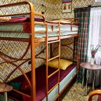 Трехместный (Туркменистан), Хостел Советский союз