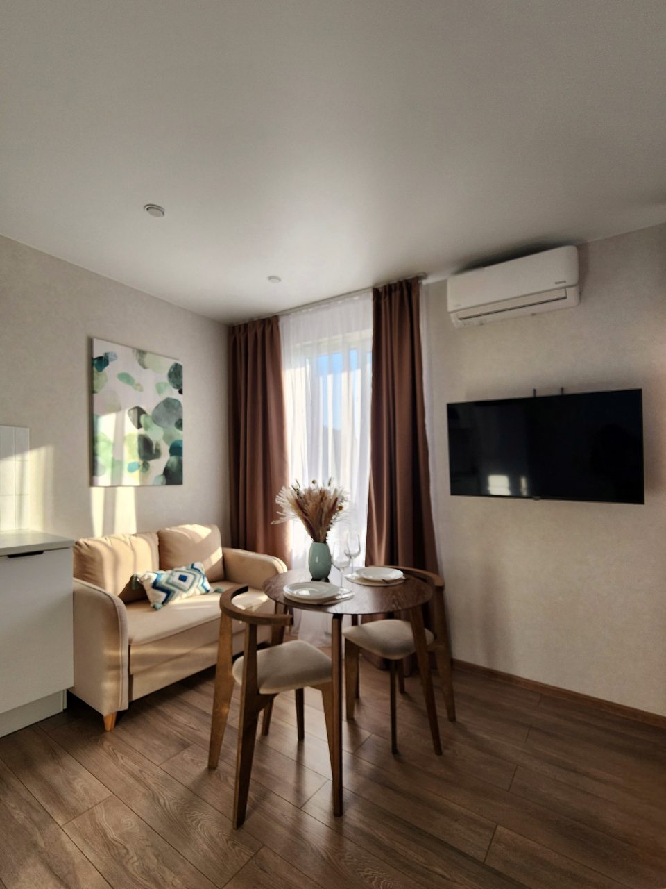 Студио (Апартамаенты 057), Апартаменты Искры 88