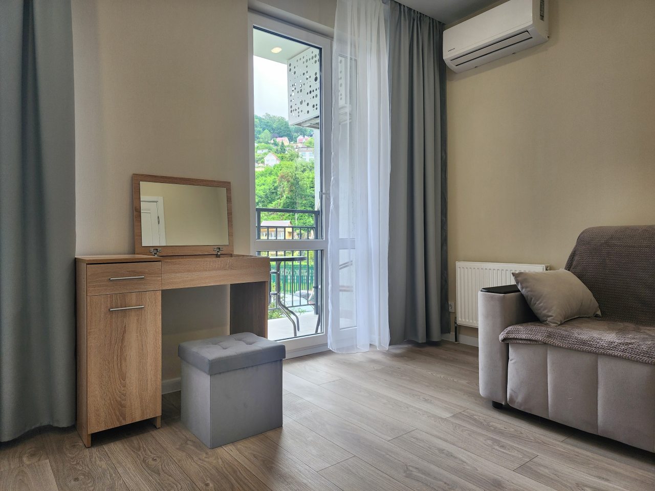 Студио (Апартаменты 064), Апартаменты Искры 88