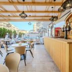 Кафе, Гостиница Royal