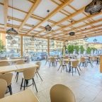 Кафе, Гостиница Royal