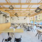 Кафе, Гостиница Royal