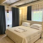 Апартаменты (Коттедж с 4 спальнями), Отель Алиса