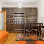 Апартаменты (Комфортабельные апартаменты), Апартаменты АрендаГрад на ул. Земляной Вал