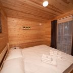 Трёхместный и более (Морошка), База отдыха Манский фрейм