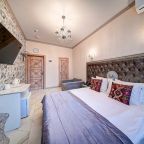 Апартаменты (Семейный апартамент у моря с бассейном), Апартаменты Круиз