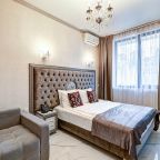 Апартаменты (Семейный апартамент у моря с бассейном), Апартаменты Круиз