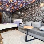 Трёхместный и более, Апартаменты Двухкомнатные возле Икс Фит Галактика