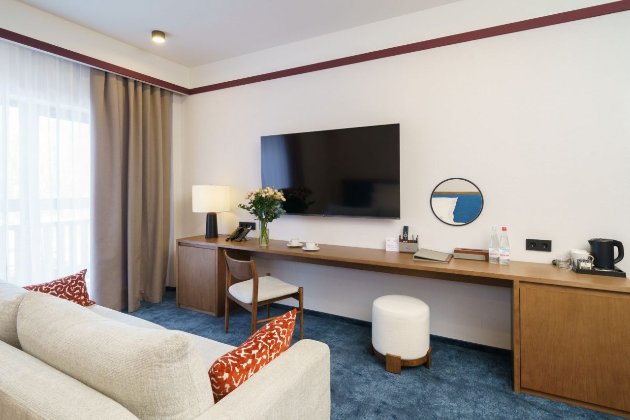 Полулюкс (Джуниор сьют), Отель Лазурит Архыз hotel & spa