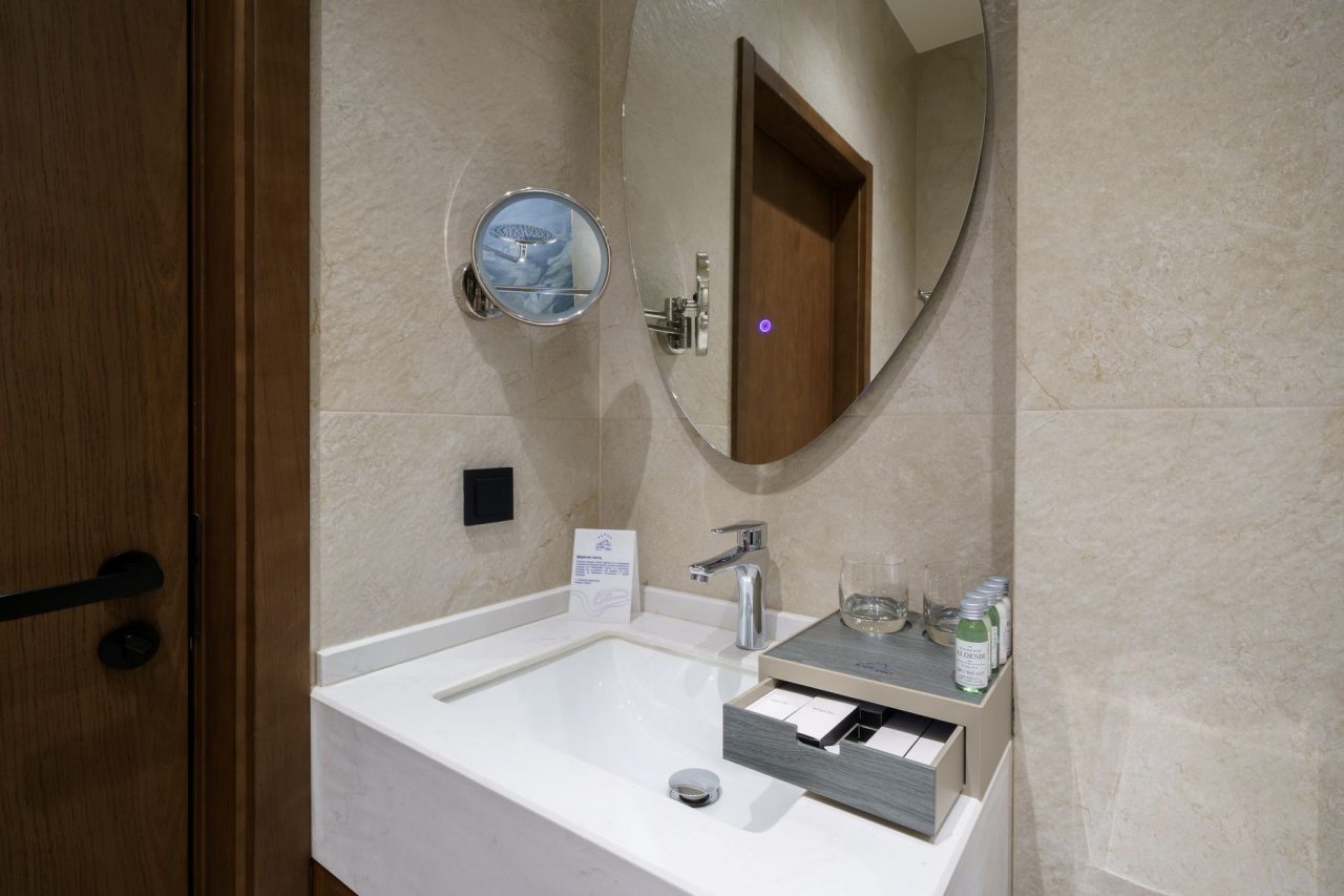 Полулюкс (Джуниор сьют), Отель Лазурит Архыз hotel & spa