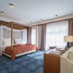 Люкс (Представительский сьют Лазурит), Отель Лазурит Архыз hotel & spa