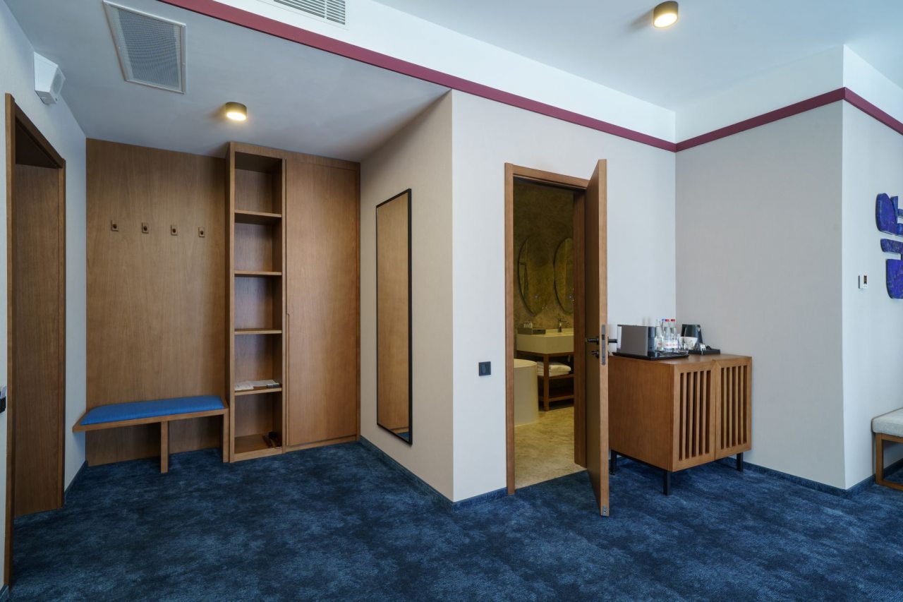 Люкс (Представительский сьют Лазурит), Отель Лазурит Архыз hotel & spa