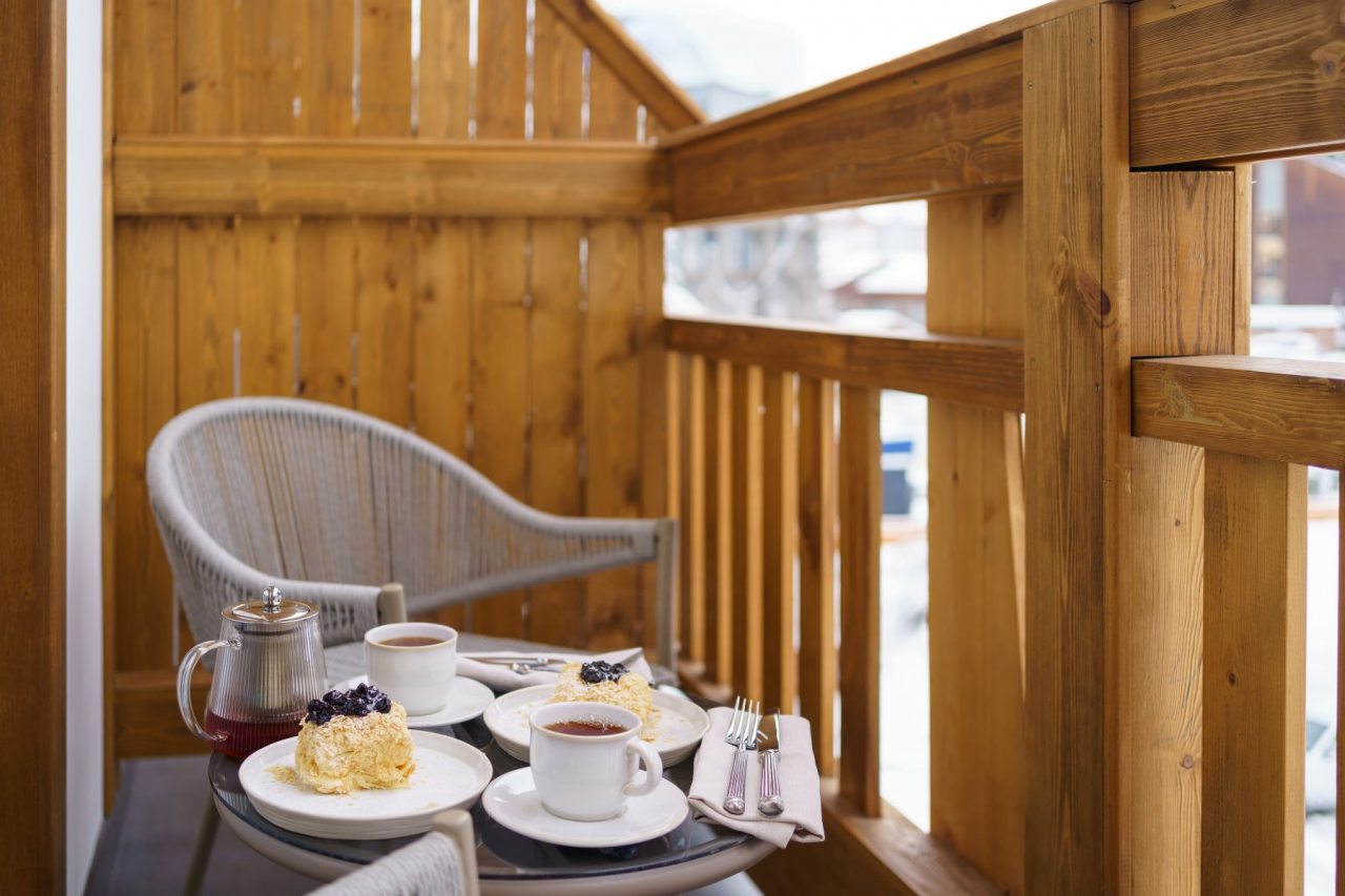 Полулюкс (Джуниор сьют), Отель Лазурит Архыз hotel & spa