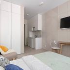 Трехместный (Mood of Sky), Апартаменты Ligov Apartments