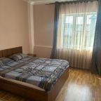 Трёхместный и более (Двухкомнатный), Отель Сан сити
