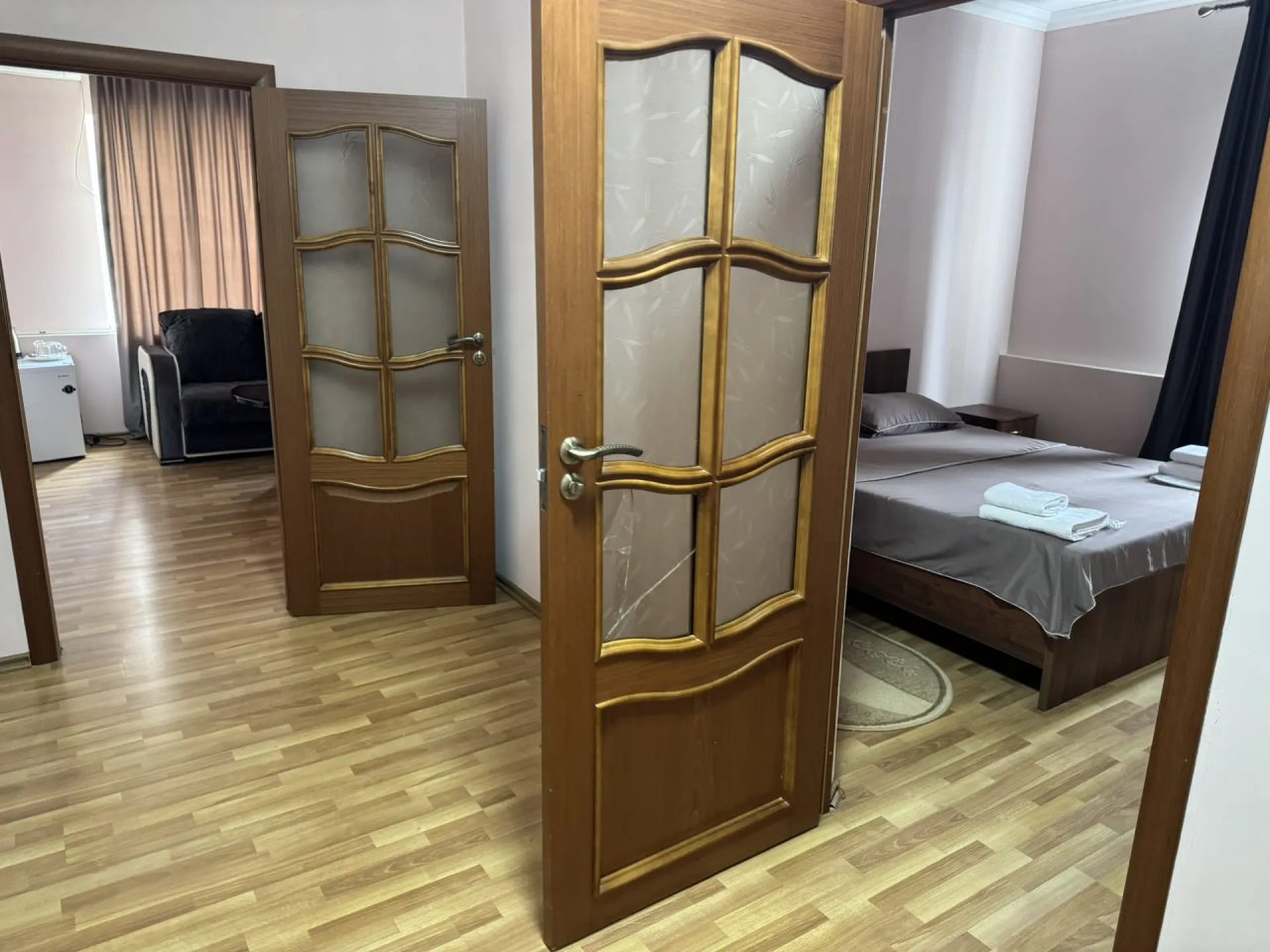 Трёхместный и более (Двухкомнатный), Отель Сан сити