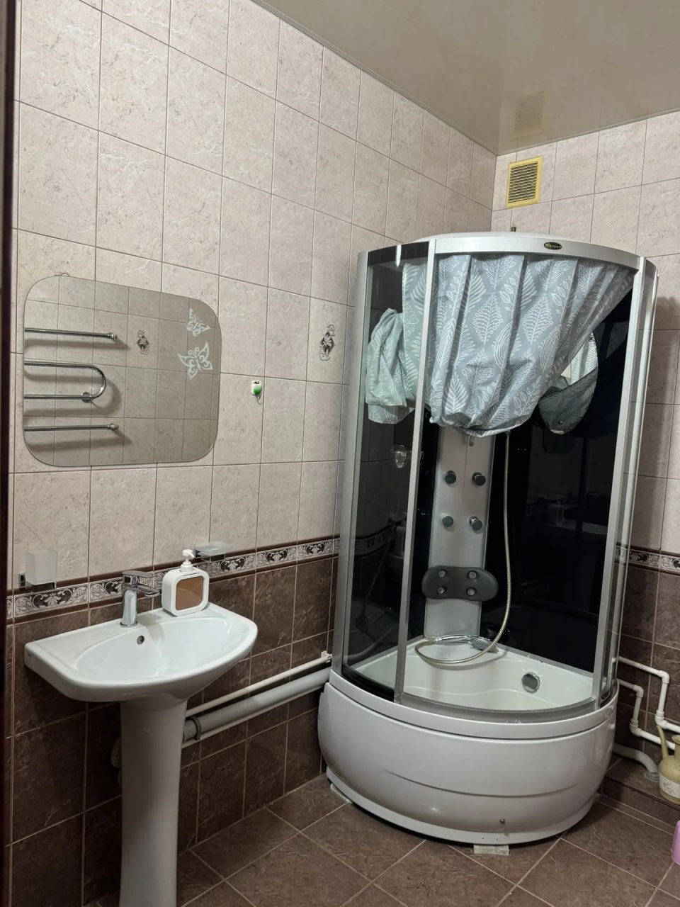 Трёхместный и более (Двухкомнатный), Отель Сан сити