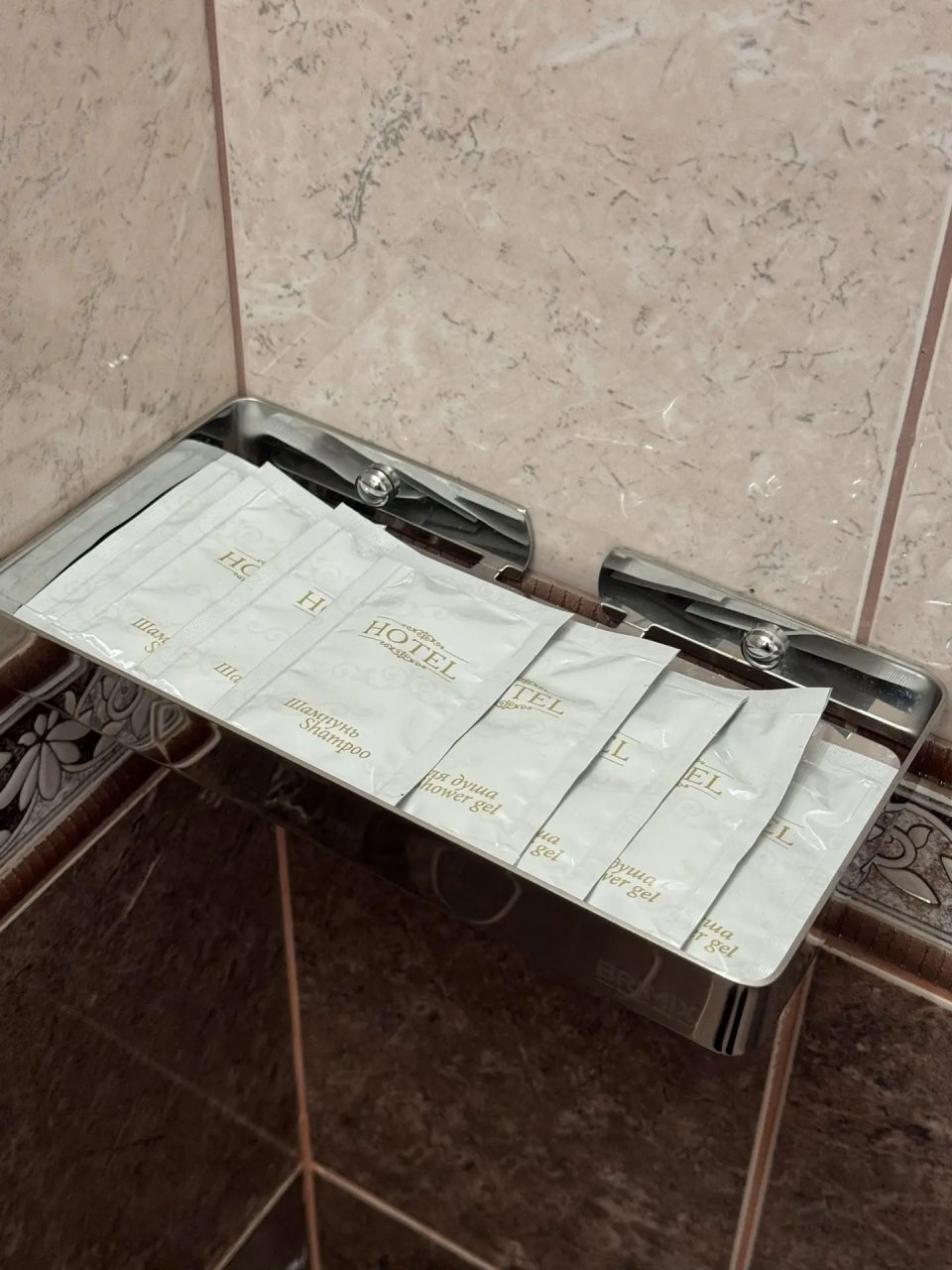 Трёхместный и более (Двухкомнатный), Отель Сан сити