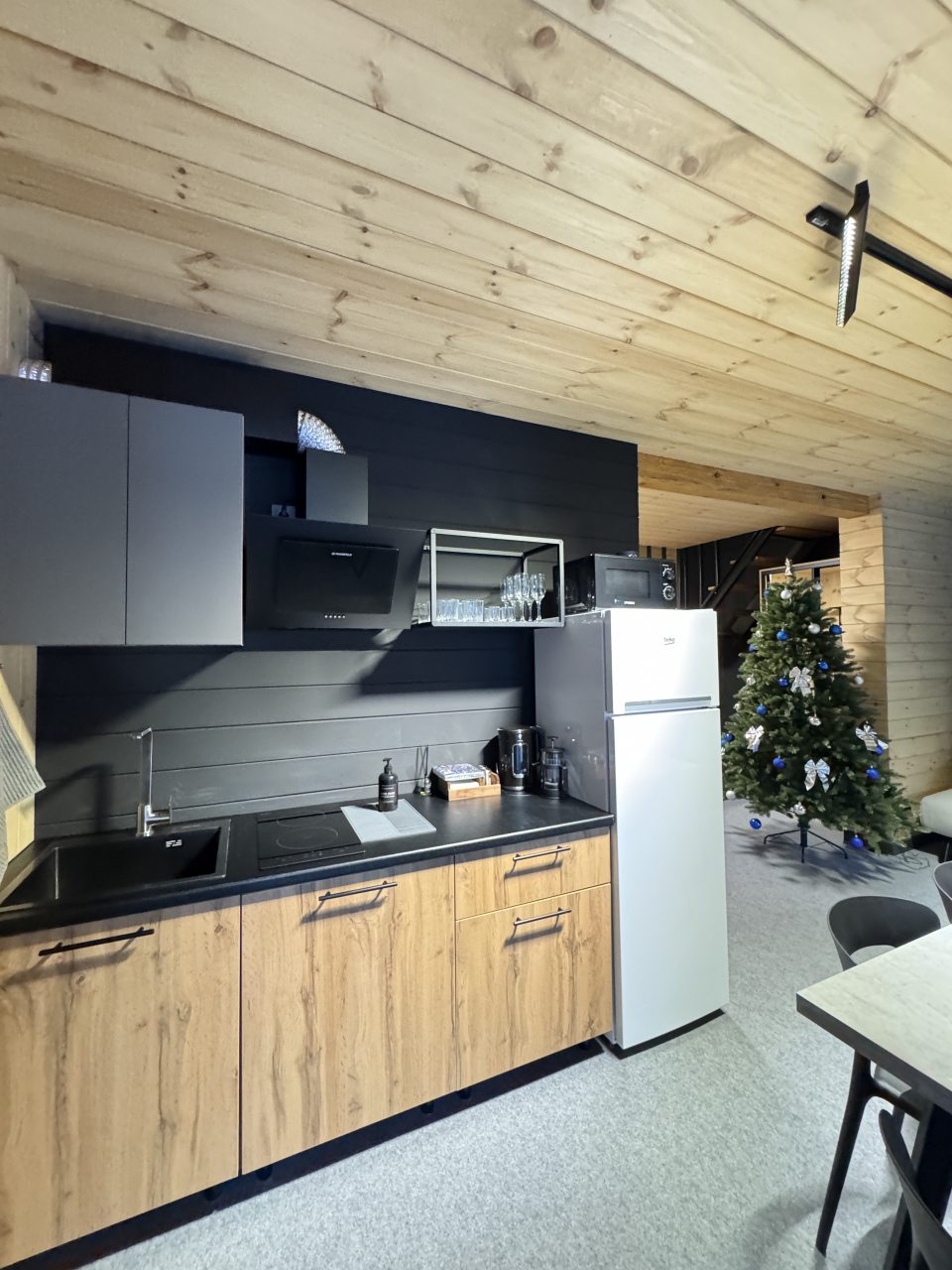 Восьмиместный (Двухэтажный дом с видом на горы), База отдыха ПроЛес