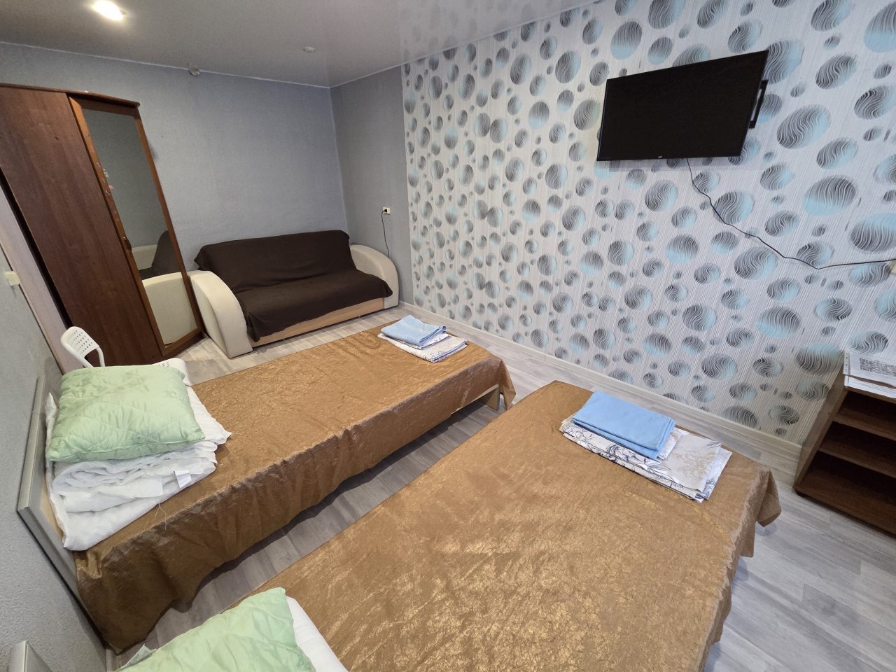 Апартаменты (Однокомнатная квартира Зеленая 6), Апартаменты Однокомнатные на улице Зелёная