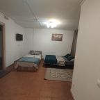 Трёхместный и более (Апартаменты №11), Отель Весна