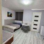 Трёхместный и более (Апартаменты №13), Отель Весна