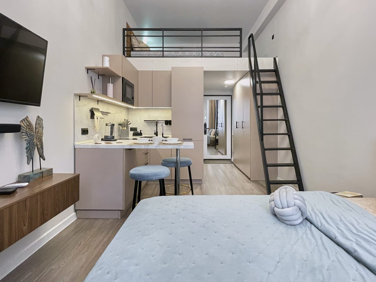 Студио, Апартаменты FolkFort Дизайн-Студия на Грайвороновской