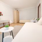 Апартаменты (Уютная квартира на Ново-Садовой 42), Апартаменты Уютные на Ново-Садовой 42