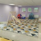 В корпусе есть игровая комната.