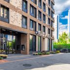 Смешанная парковка, Апартаменты На Смольной 44к1