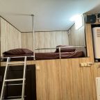 Кровать, кондиционер