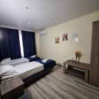 Семейный, Гостиница Зеленая долина