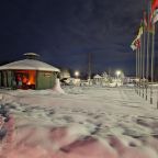 Тихое место, Гостиница Зеленая долина