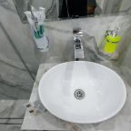 Полулюкс (Полулюкс), Отель Hotel Grace