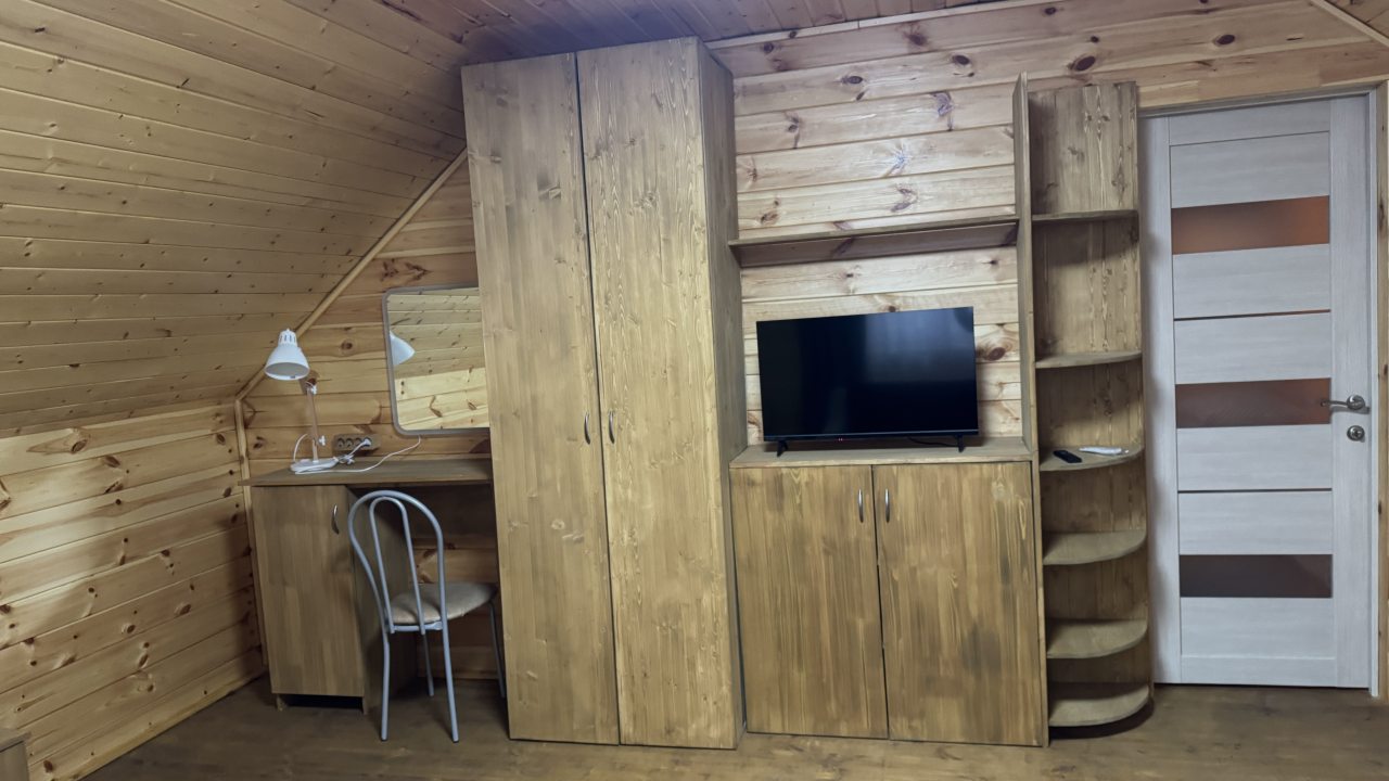 Трёхместный и более (Дом 