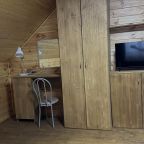 Трёхместный и более (Дом "Тихий Бор"), Коттедж Лесовик 66