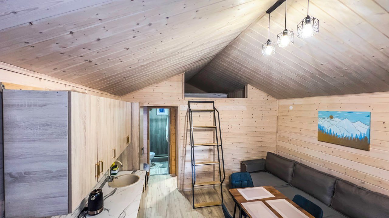 Шале (Шале №1), База отдыха Тайна Гор