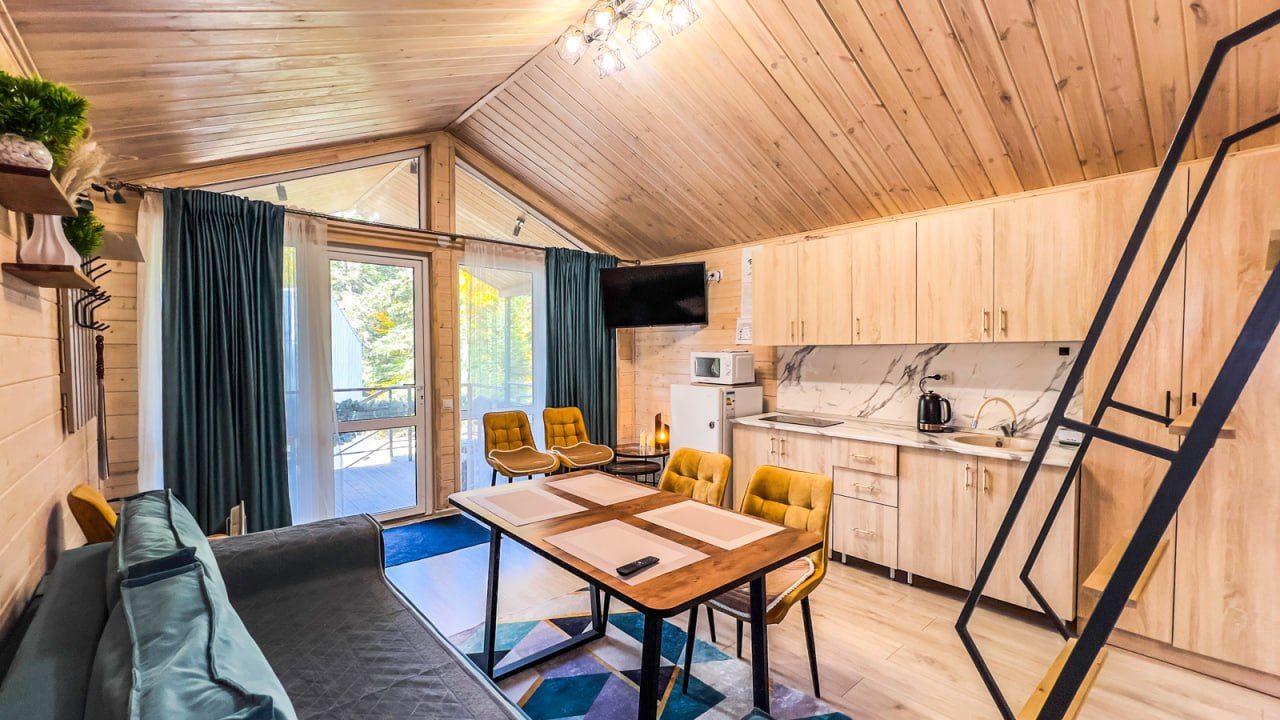 Шале (Шале №2), База отдыха Тайна Гор