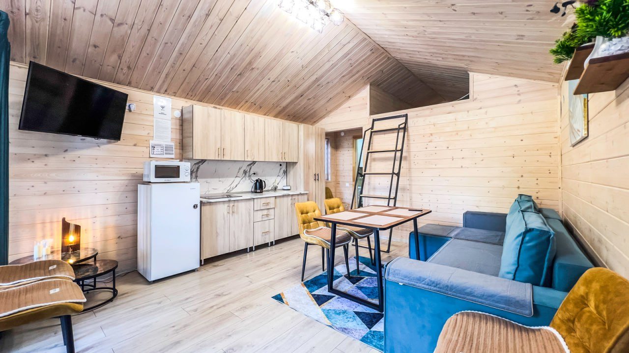 Шале (Шале №2), База отдыха Тайна Гор