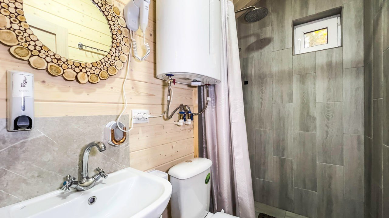 Шале (Шале №2), База отдыха Тайна Гор