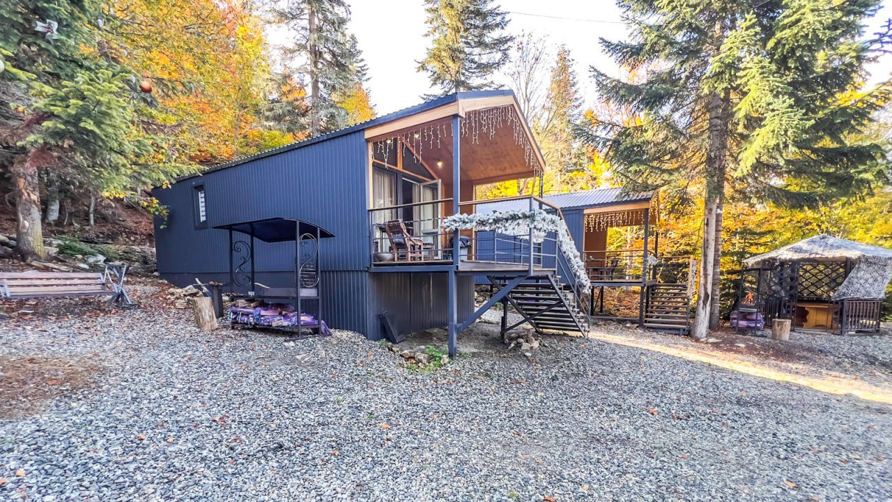 Шале (Шале №1), База отдыха Тайна Гор