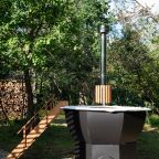 Банный чан, Коттедж Лис и Лес