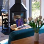 Камин, Коттедж Лис и Лес