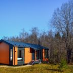 Объект находится в лесу, Коттедж Лис и Лес