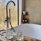 Коттедж (Куб), Коттедж Лис и Лес