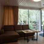 Коттедж (Куб), Коттедж Лис и Лес