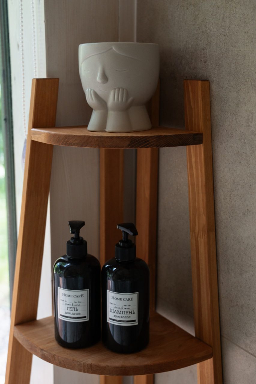 Коттедж (Куб), Коттедж Лис и Лес