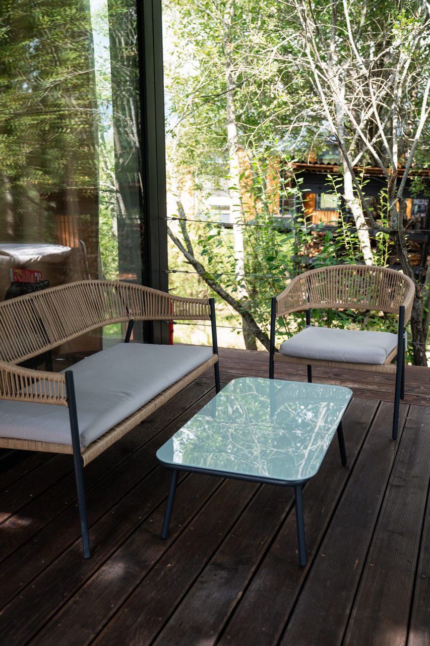 Коттедж (Куб), Коттедж Лис и Лес